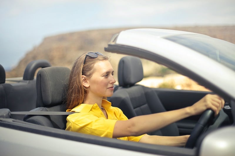 Seguros de coches de Hello Auto