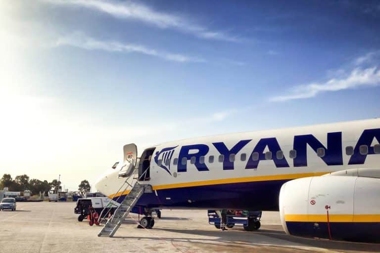 33 personas hospitalizadas por problemas en un vuelo de Ryanair